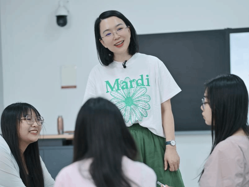 教育学院袁梅 | 她说，要当一名真诚的守望者